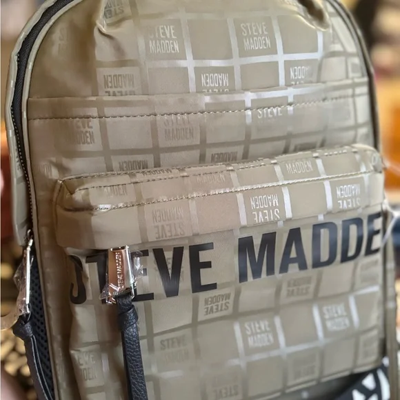 Steve Madden Dark green Backpack NWT! 2fer - Picture 2 of 10
